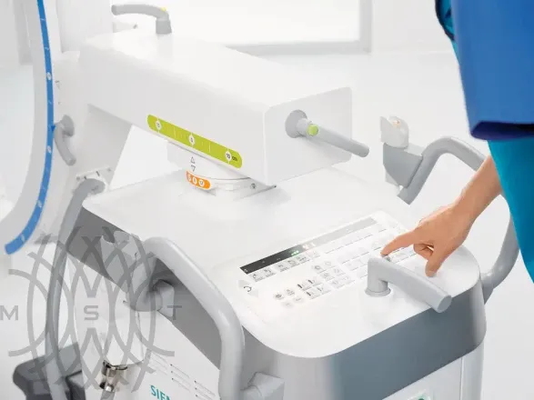 Мобильный рентгенохирургический аппарат типа C-дуга Siemens Cios Select