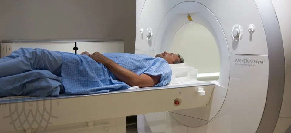 Магнитно-резонансный томограф Siemens MAGNETOM Skyra 3T